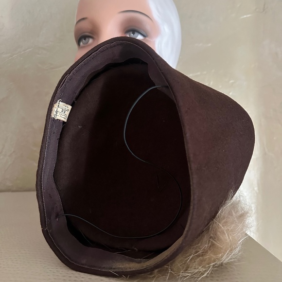 DASHING 1940s\' BROWN FELT \
